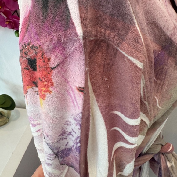 WRAP UP BY VP Women’s Long Pink/Cream Floral Print Soft Robe One Size - Picture 13 of 16